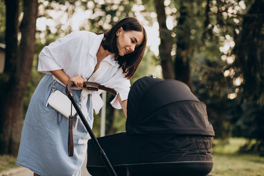 The Guide for Moms Traveling Alone With a Baby